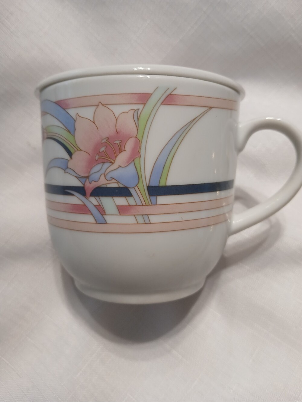 Toscany Collection Japan Vintage 1980's Tea Cup With Lid Floral Design